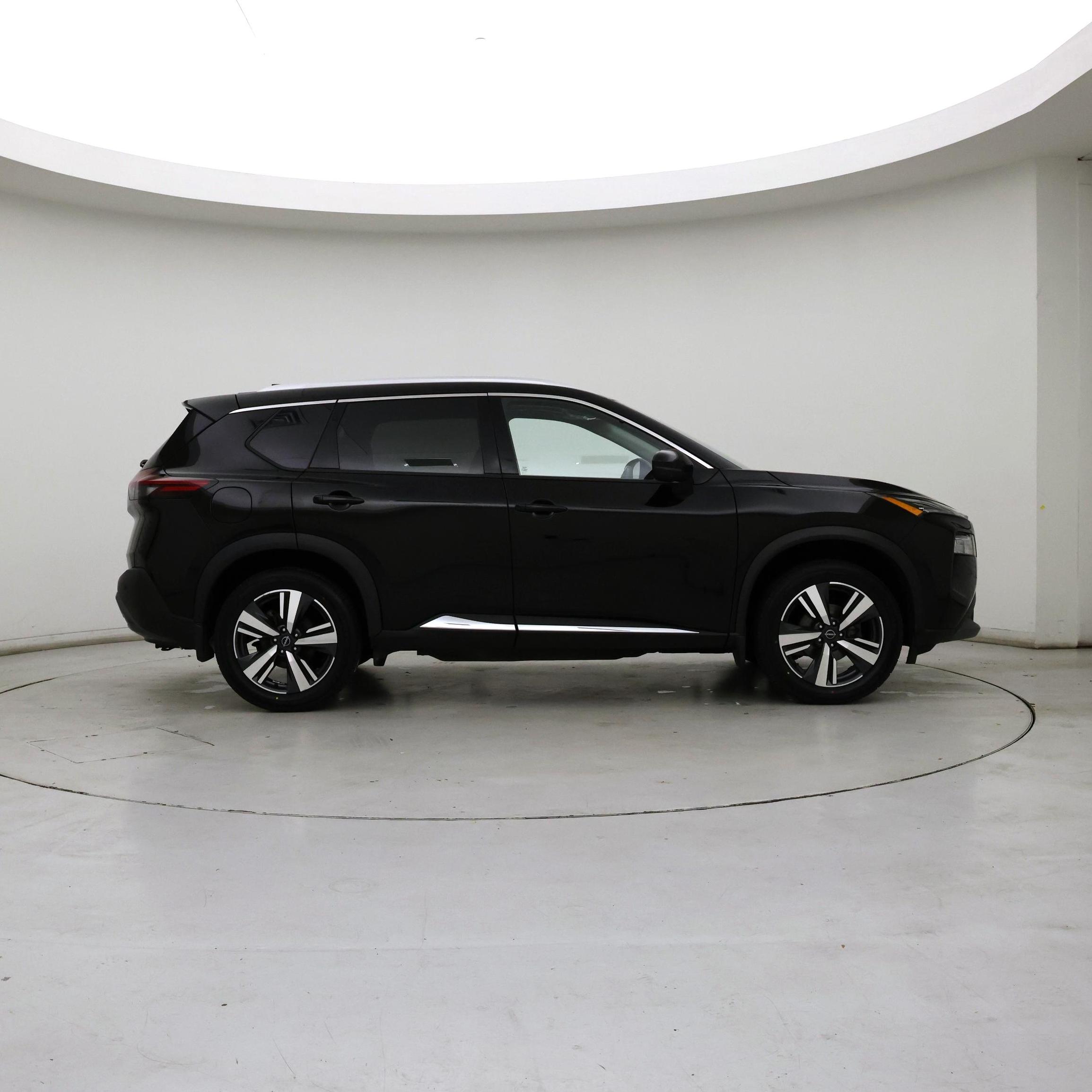 Thumbnail: 2023 Nissan Rogue - 7