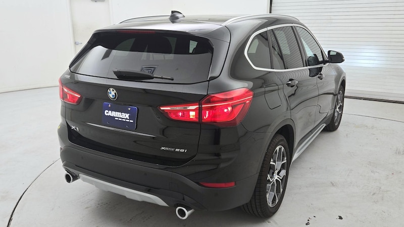 2022 BMW X1 xDrive28i 5