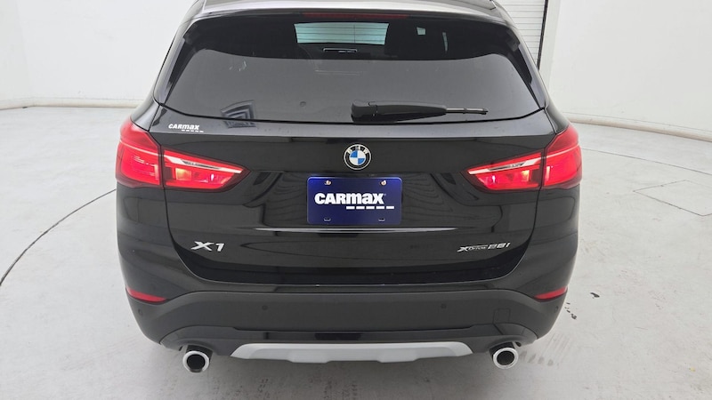 2022 BMW X1 xDrive28i 6