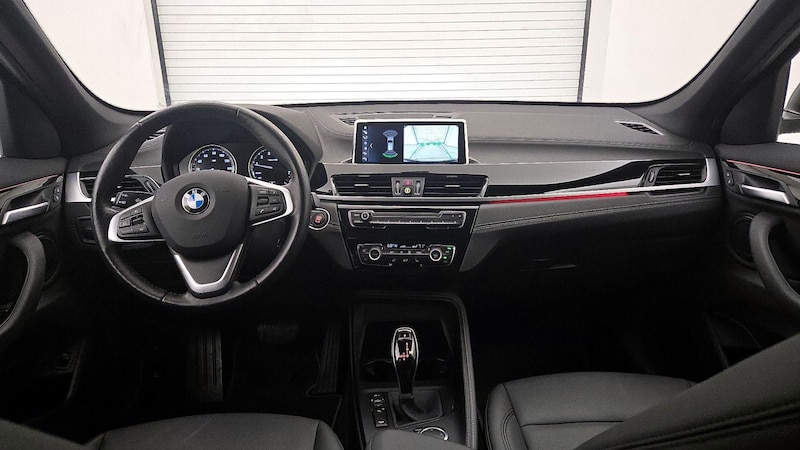 2022 BMW X1 xDrive28i 8