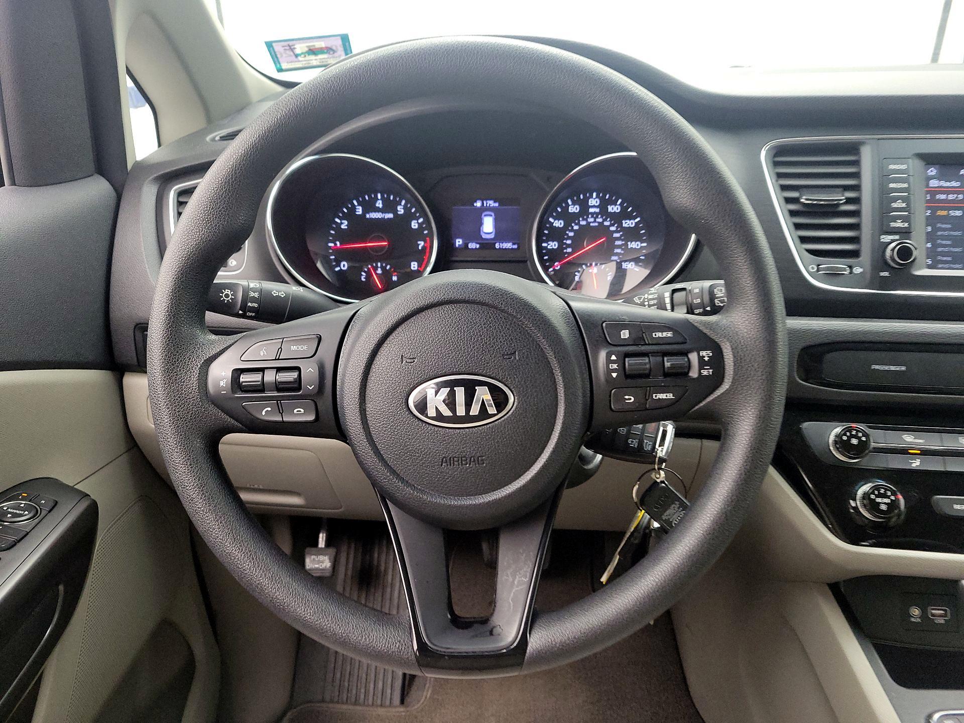 Thumbnail: 2019 Kia Sedona - 10