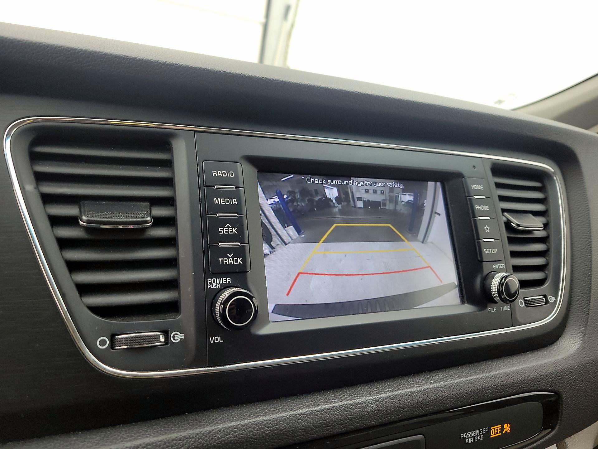 Thumbnail: 2019 Kia Sedona - 14