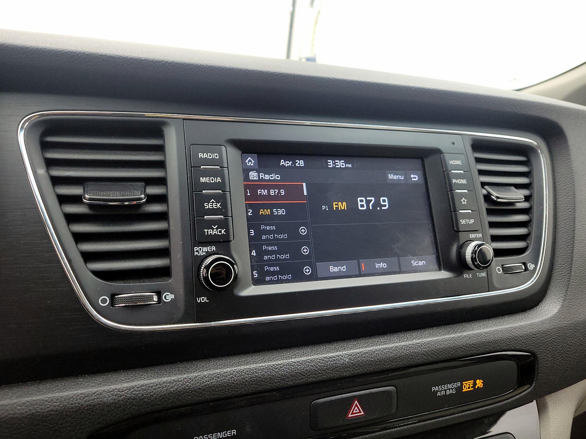 Thumbnail: 2019 Kia Sedona - 15