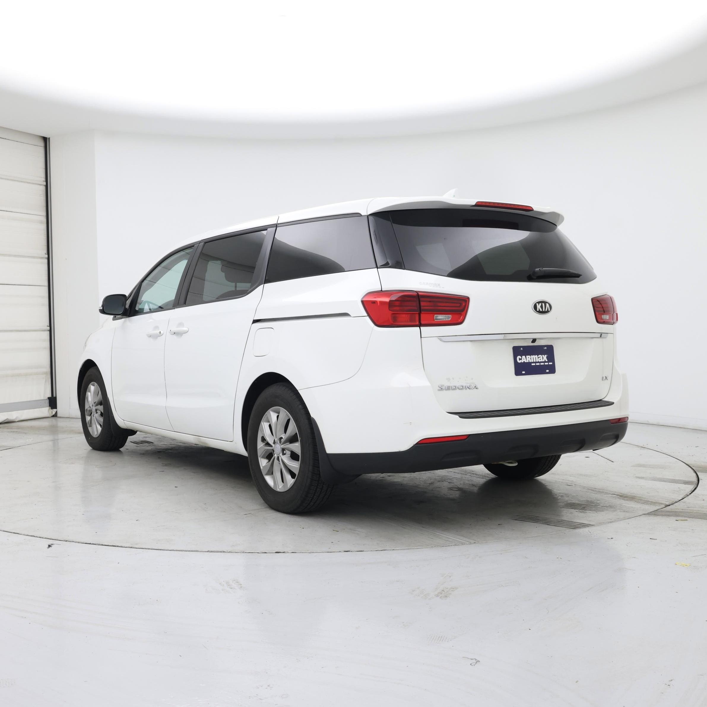 Thumbnail: 2019 Kia Sedona - 2