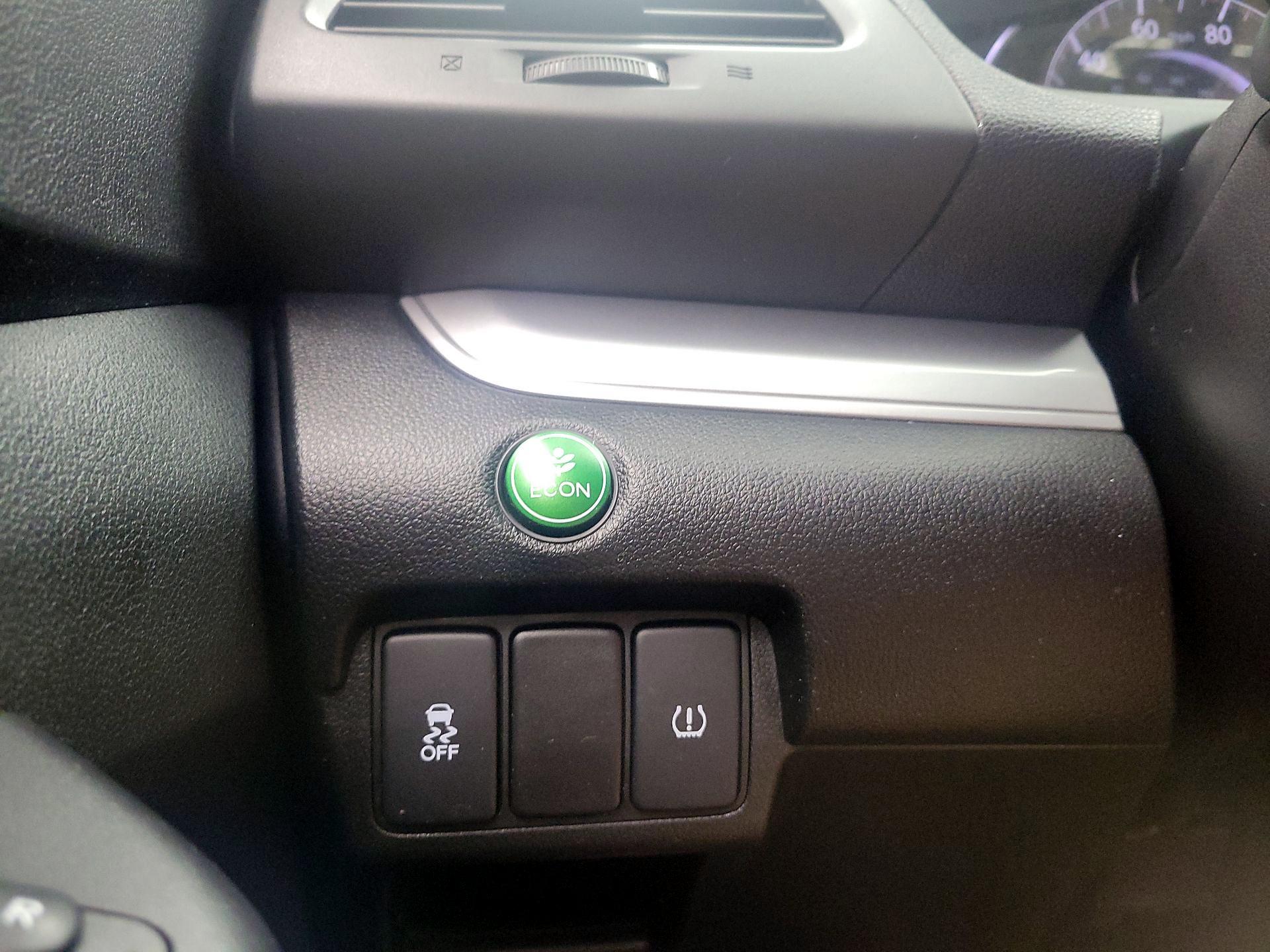 Thumbnail: 2015 Honda CR-V - 13