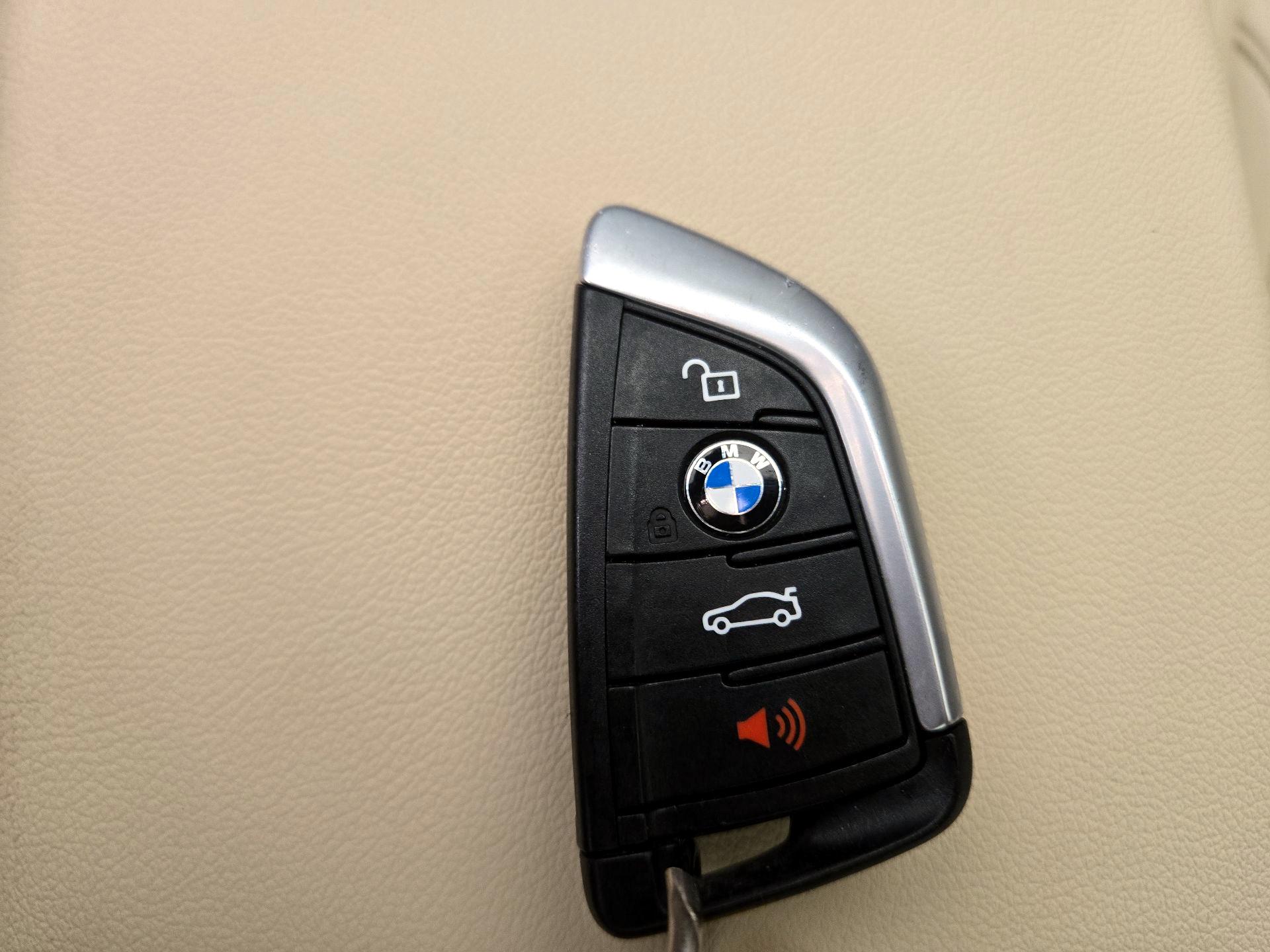 Thumbnail: 2020 BMW X3 - 17