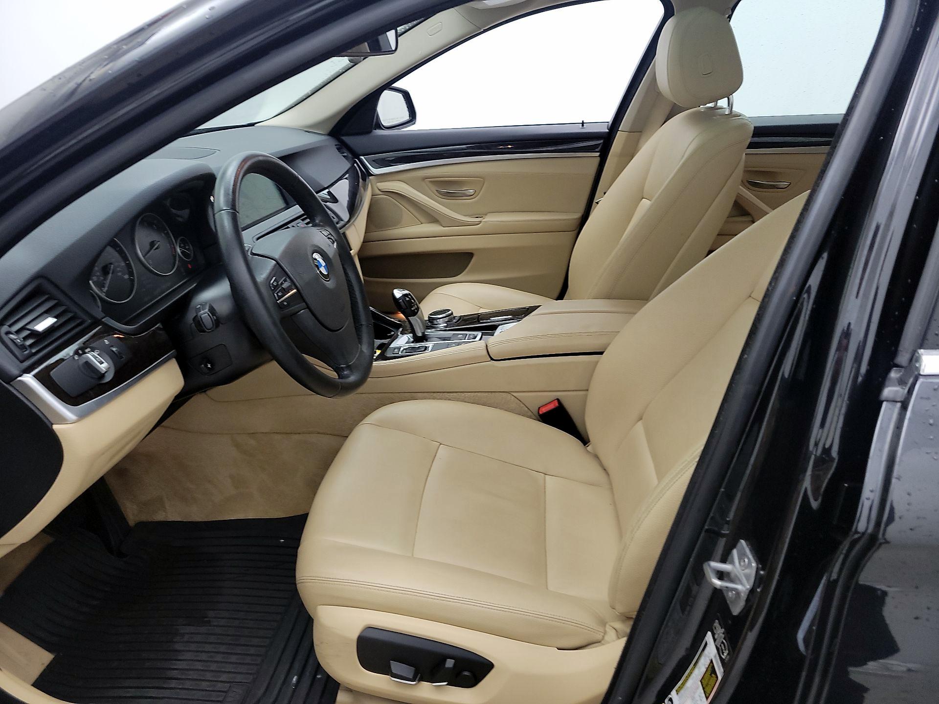 Thumbnail: 2014 BMW 5 Series - 11