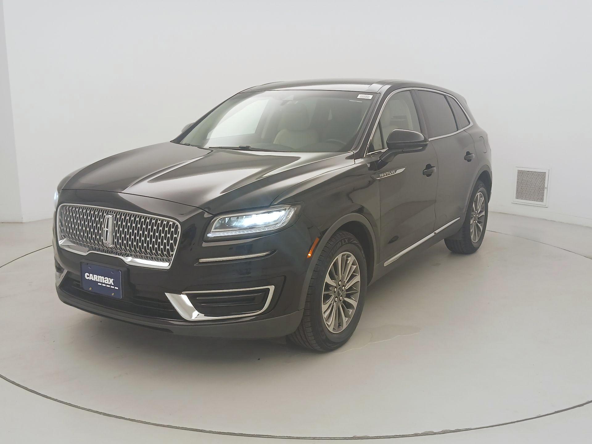 Thumbnail: 2020 Lincoln Nautilus - 3