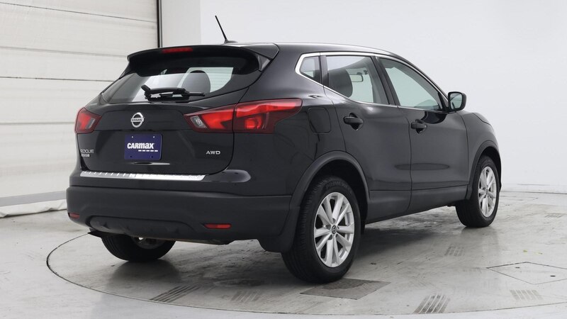 2019 Nissan Rogue Sport S 8