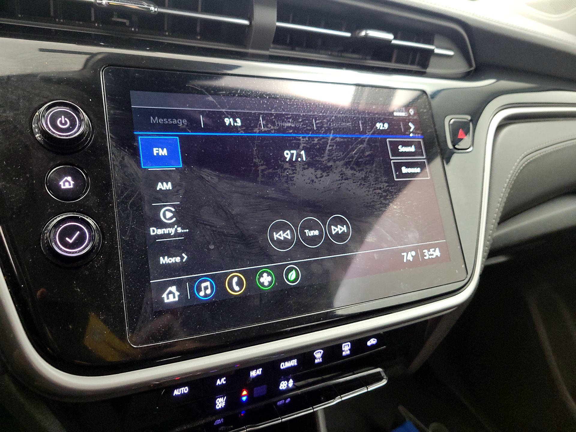 Thumbnail: 2023 Chevrolet Bolt EUV - 15