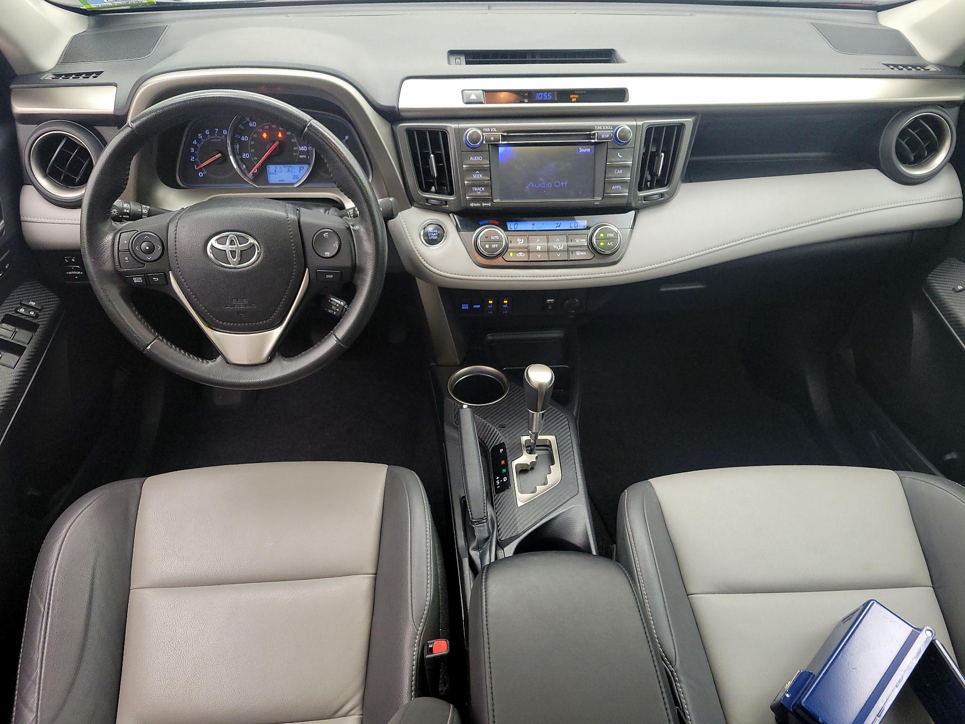 Thumbnail: 2013 Toyota RAV4 - 9