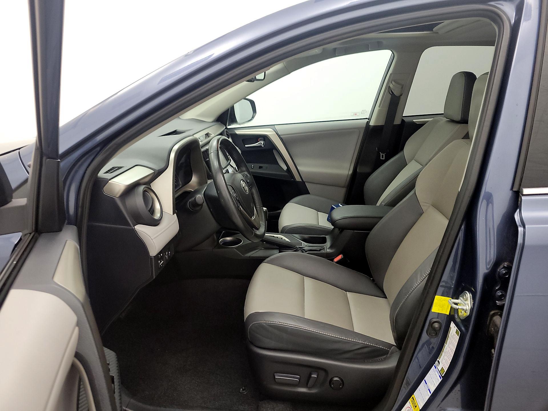 Thumbnail: 2013 Toyota RAV4 - 11