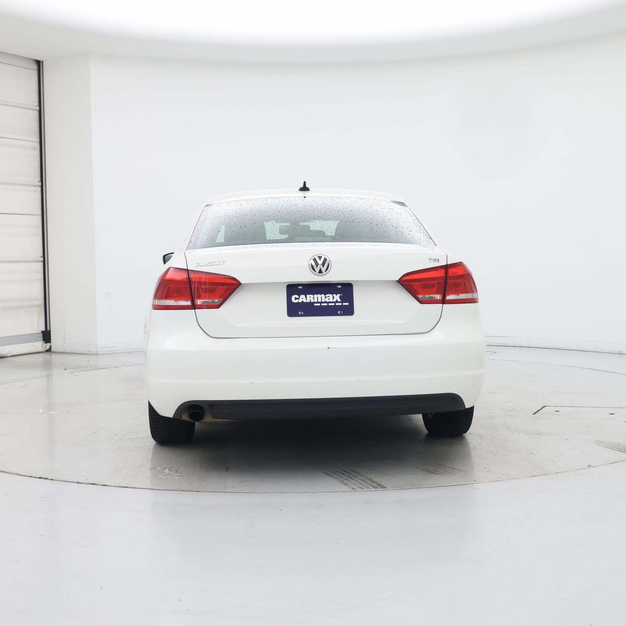 Thumbnail: 2015 Volkswagen Passat - 6