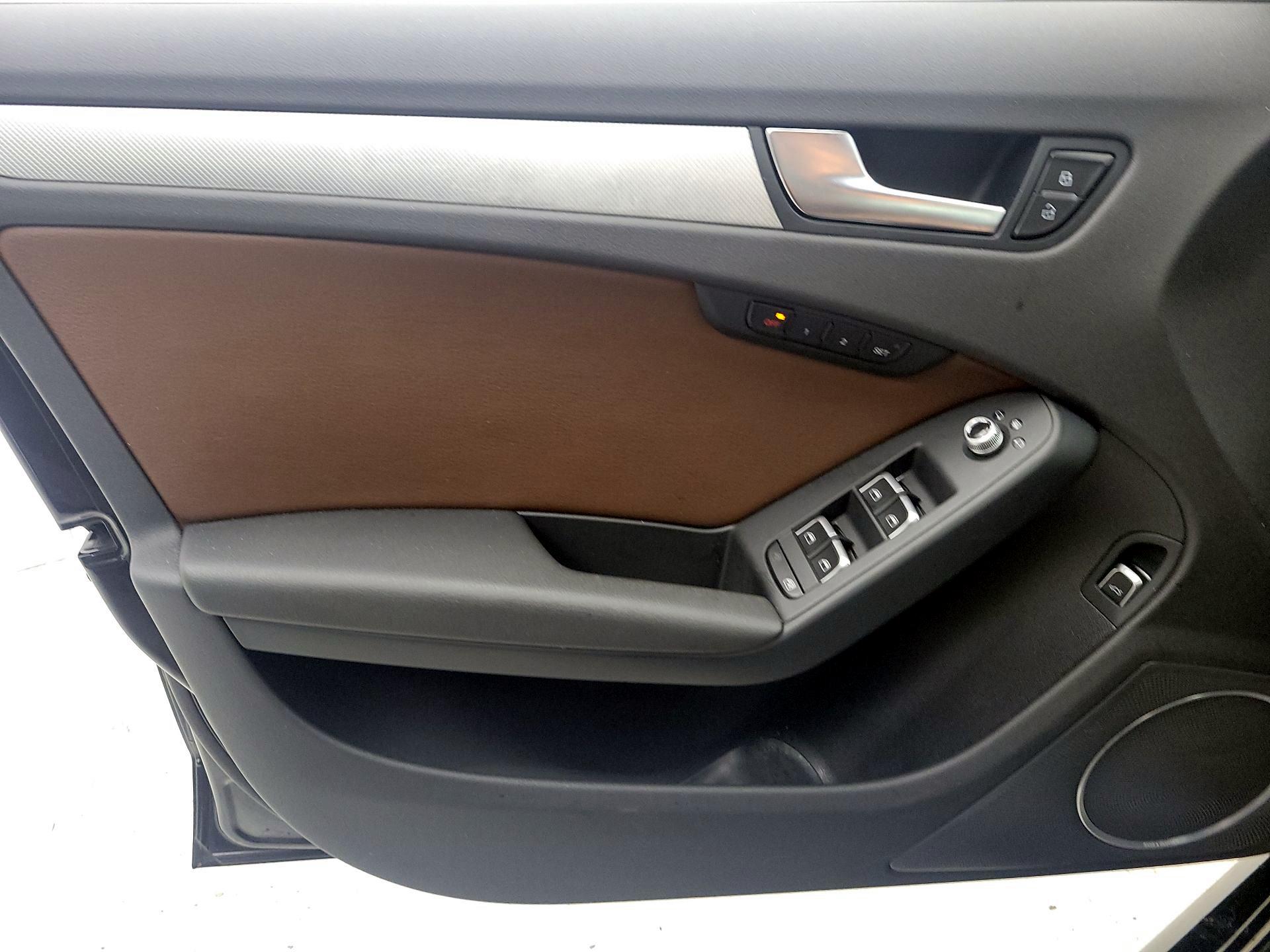 Thumbnail: 2016 Audi A4 - 12