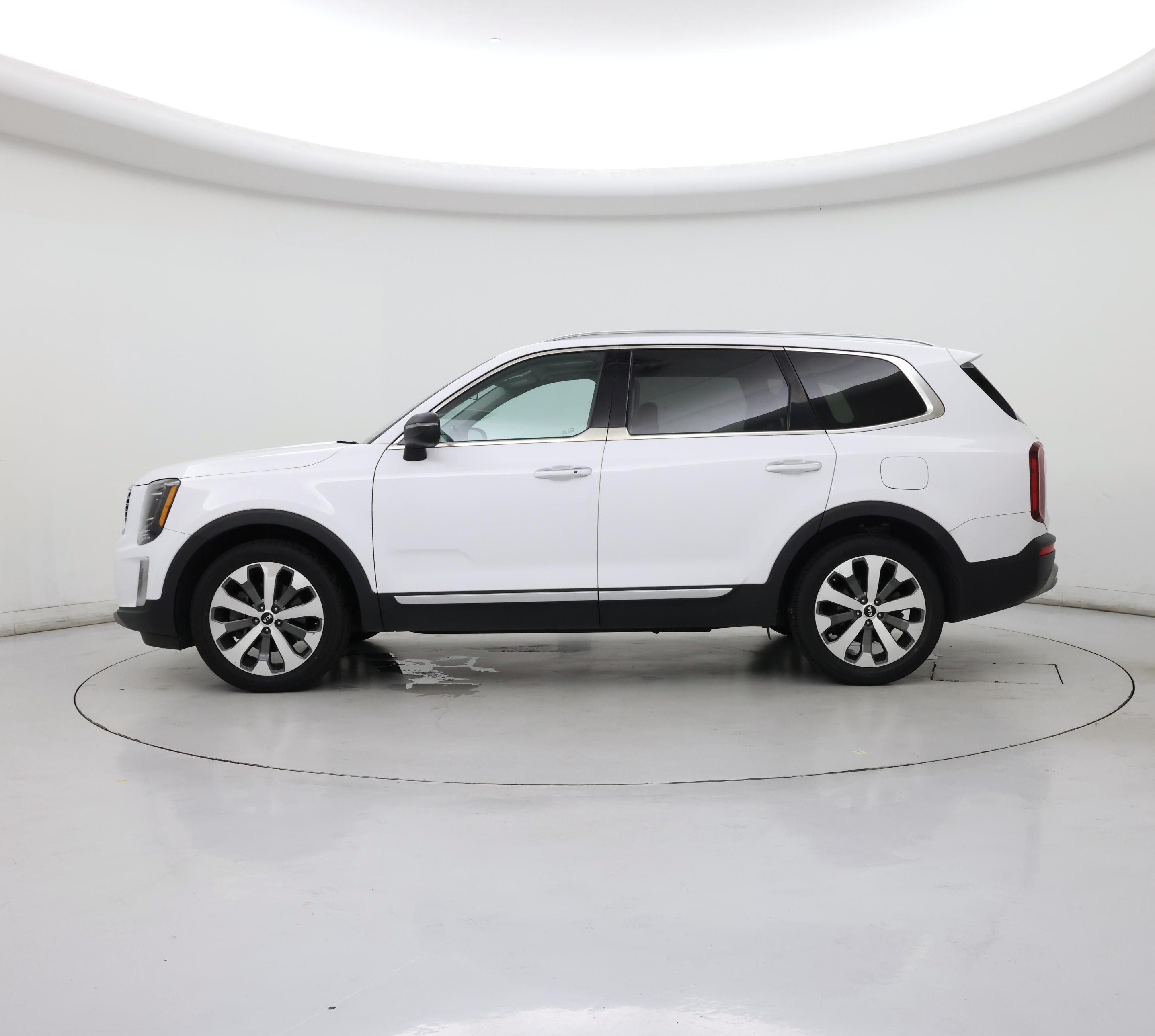 Thumbnail: 2021 Kia Telluride - 3