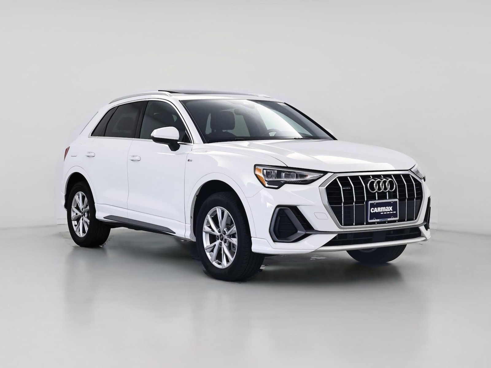 2022 Audi Q3