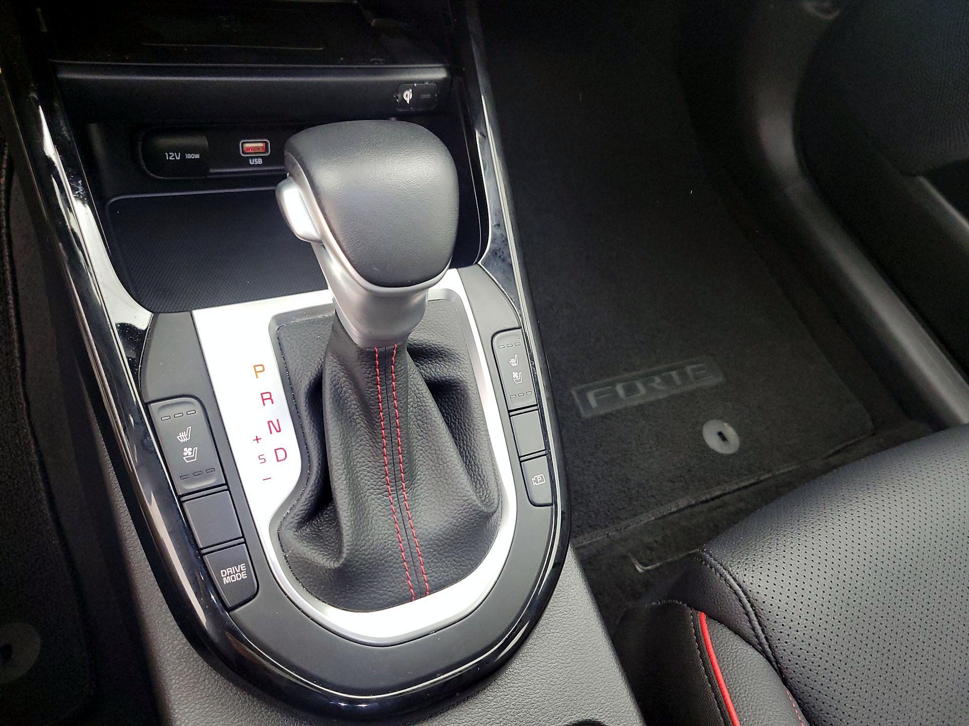 Thumbnail: 2023 Kia Forte - 17