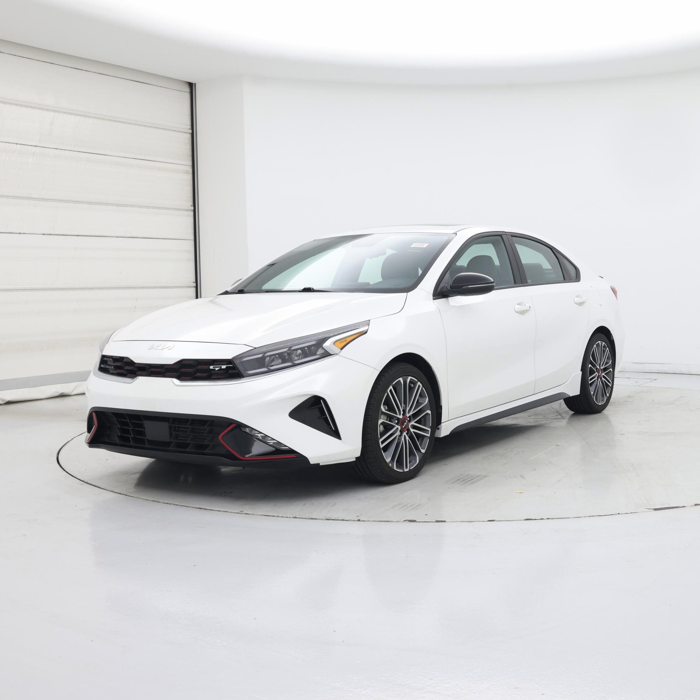 Thumbnail: 2023 Kia Forte - 4