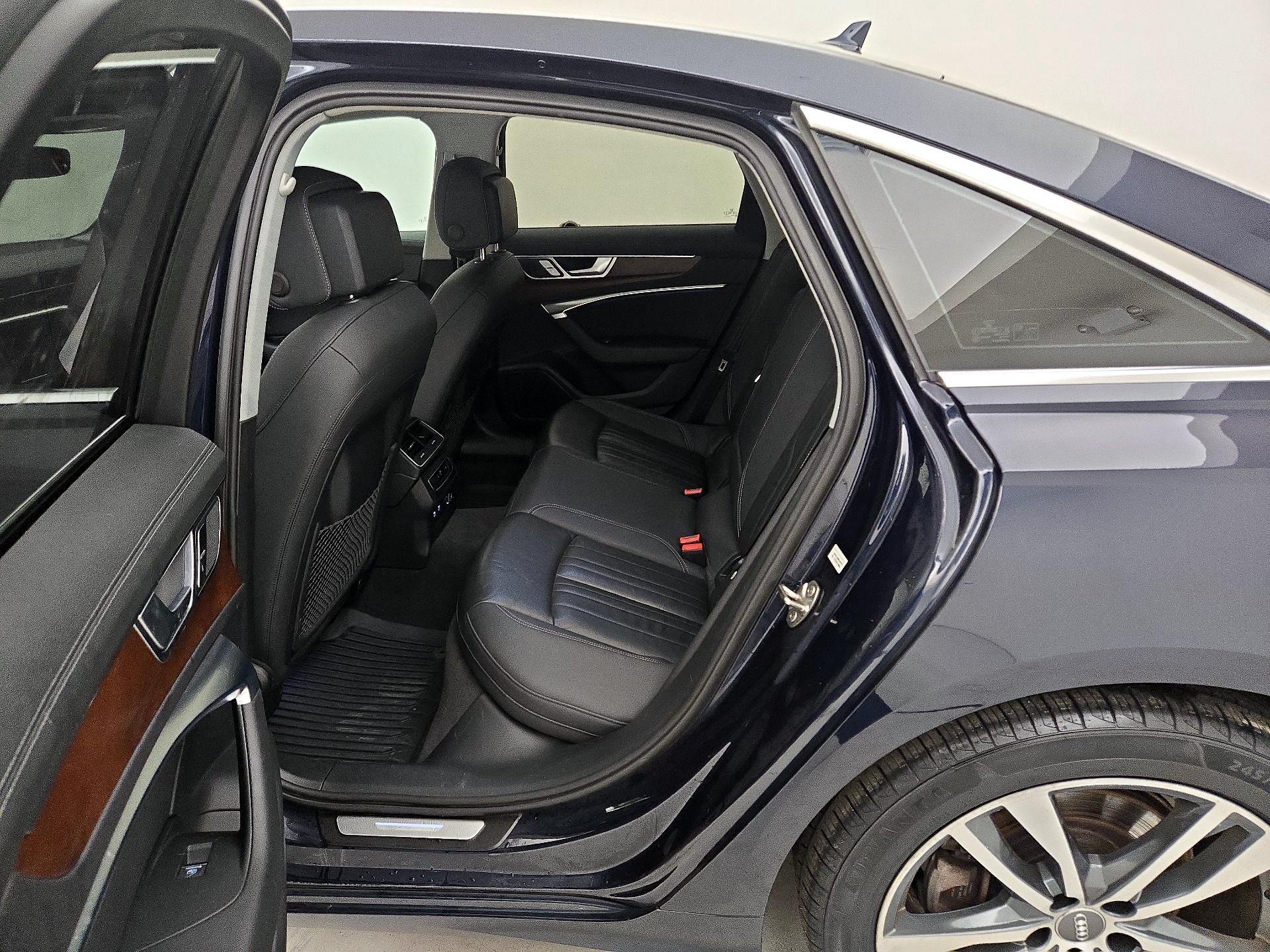 Thumbnail: 2019 Audi A6 - 17