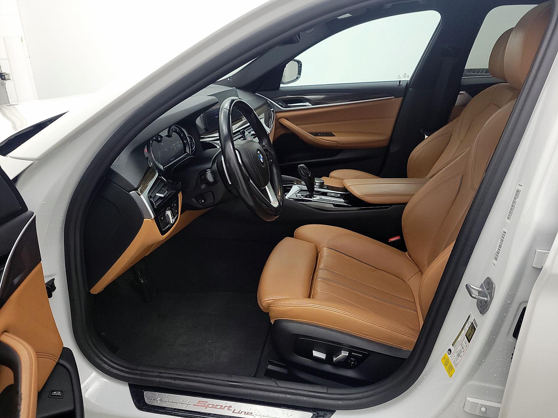 Thumbnail: 2017 BMW 5 Series - 11