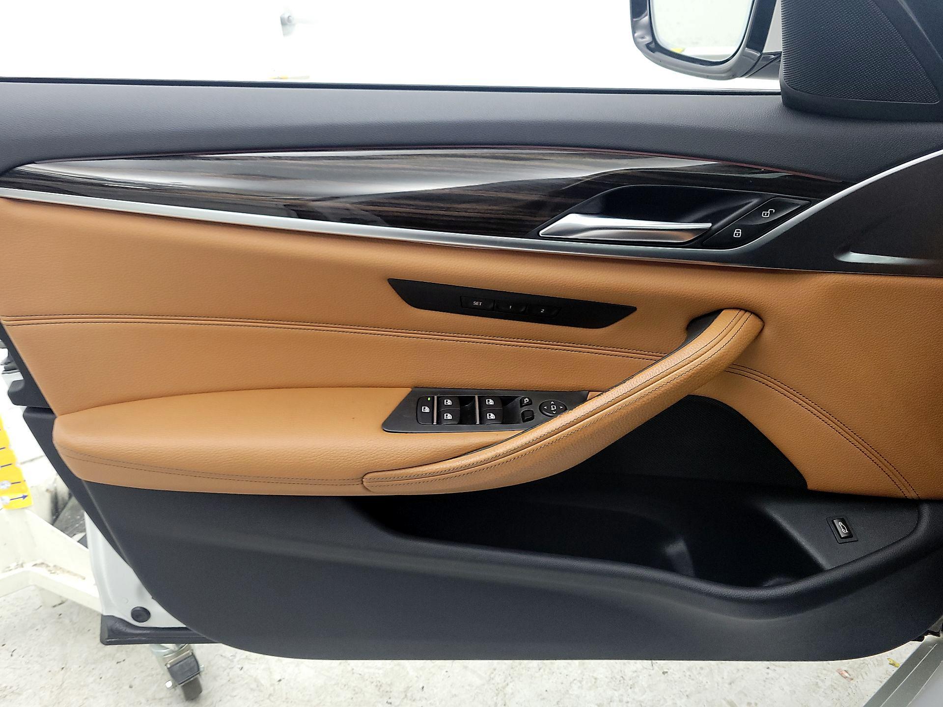 Thumbnail: 2017 BMW 5 Series - 12