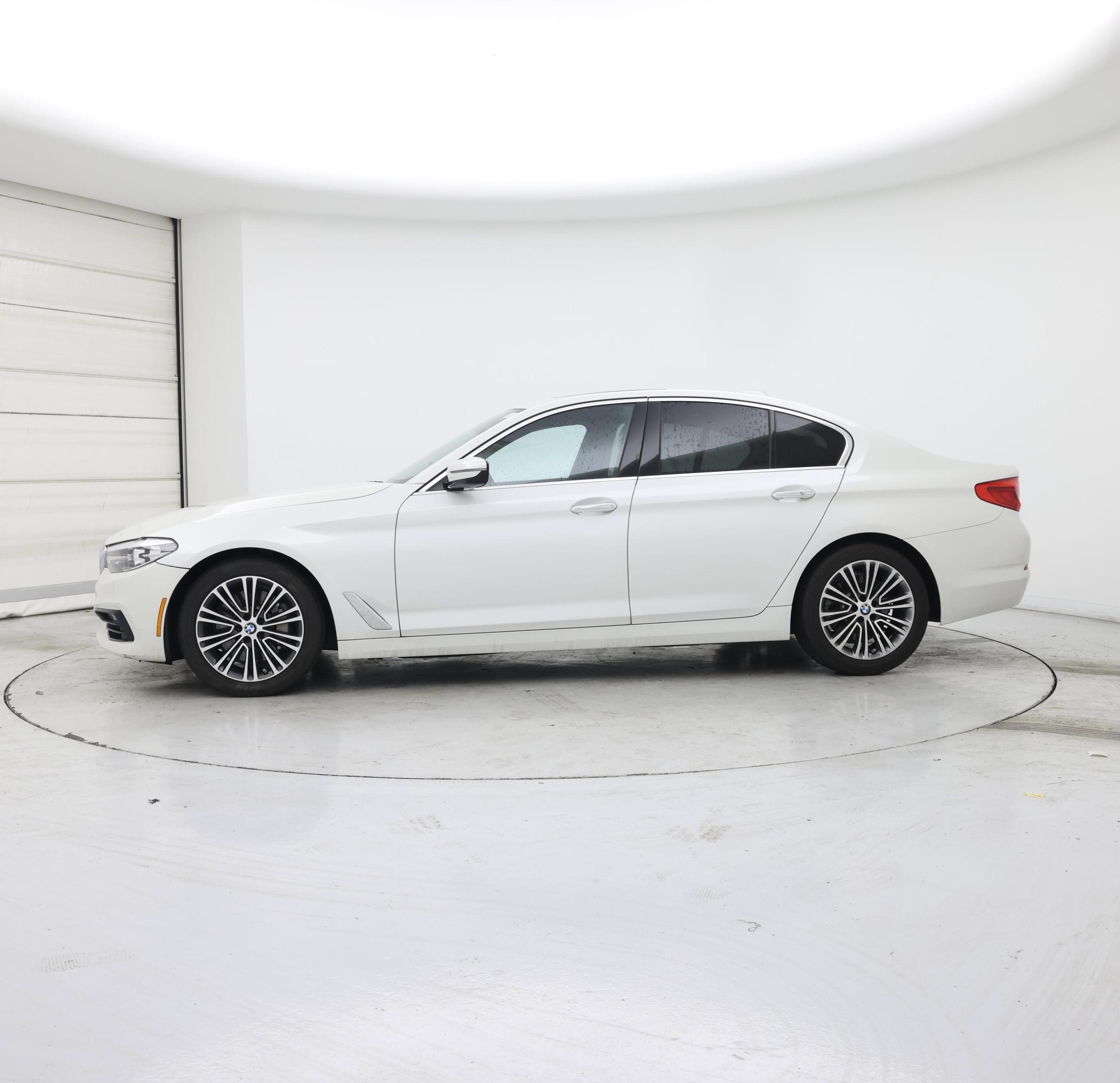 Thumbnail: 2017 BMW 5 Series - 3