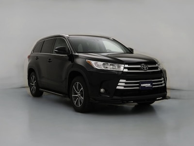Black 2019 Toyota Highlander XLE