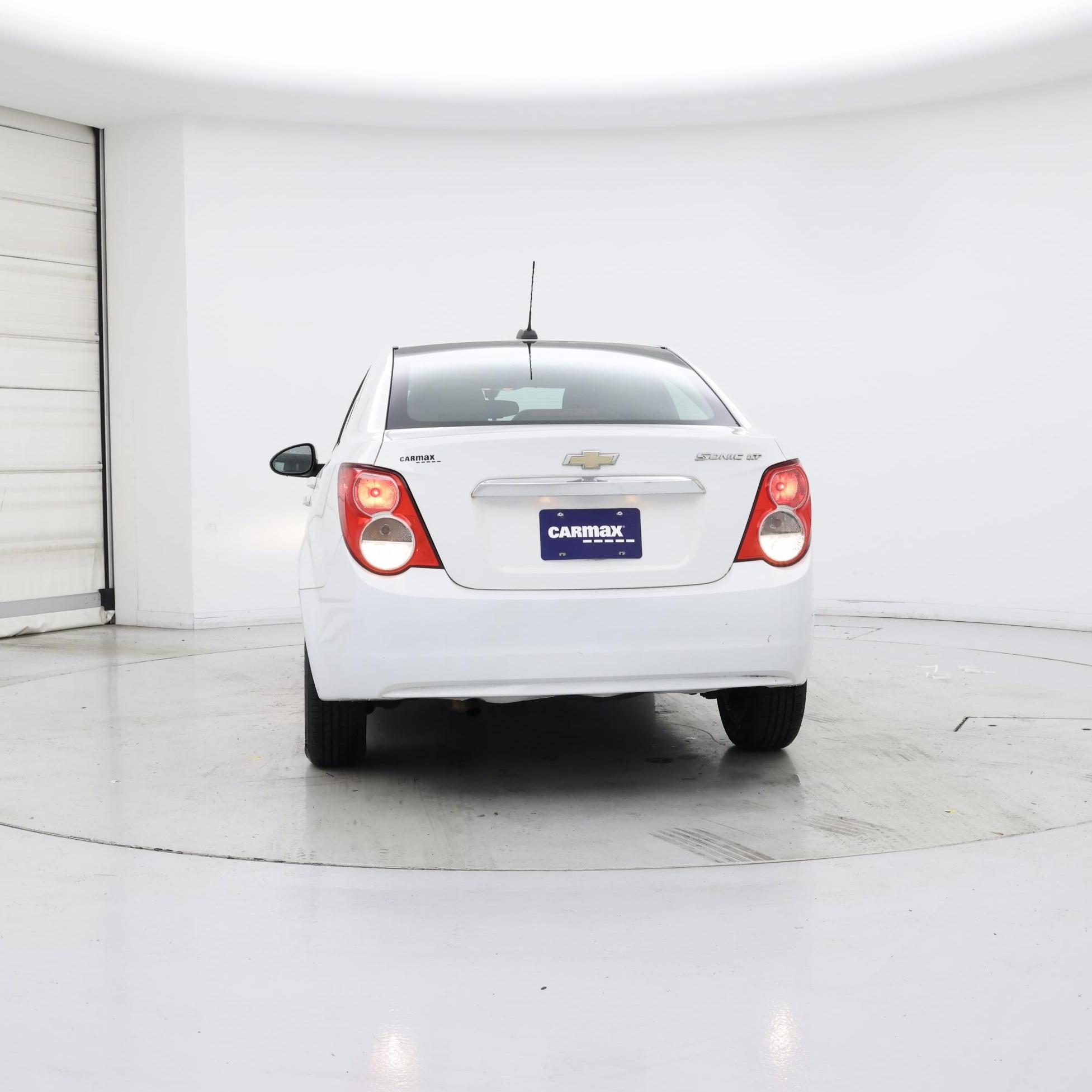 Thumbnail: 2015 Chevrolet Sonic - 6
