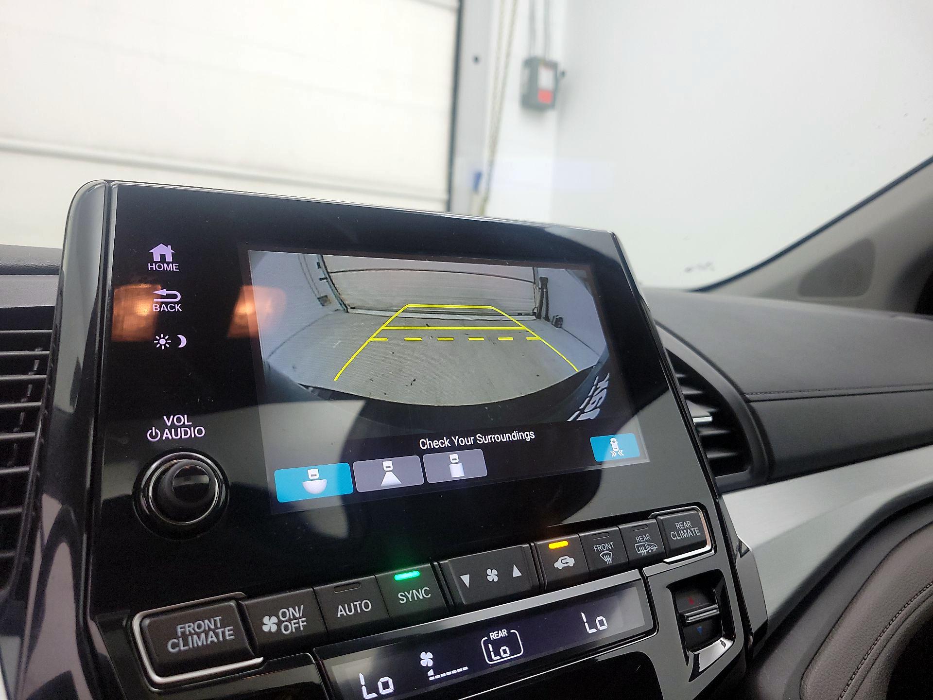 Thumbnail: 2020 Honda Odyssey - 14