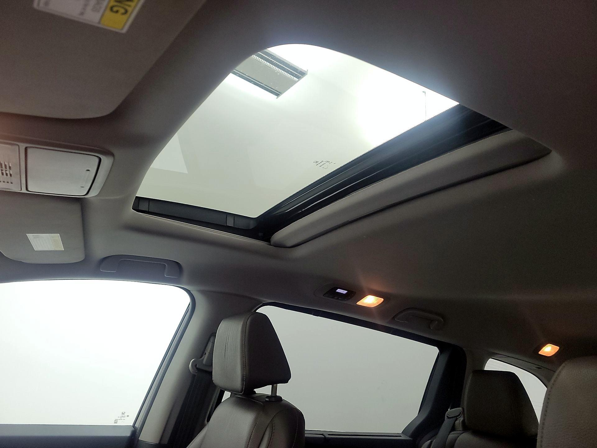 Thumbnail: 2020 Honda Odyssey - 19