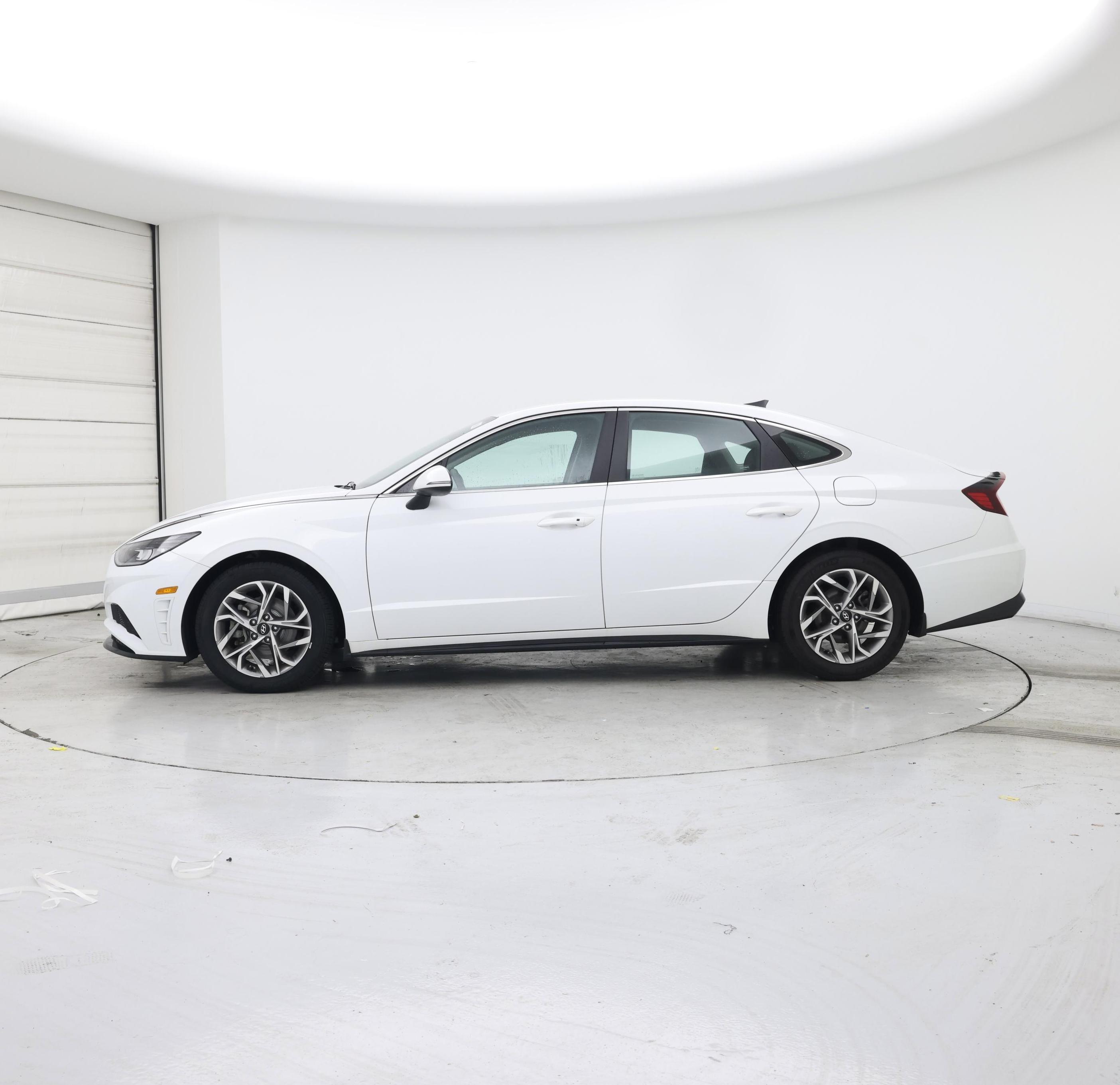 Thumbnail: 2021 Hyundai Sonata - 3