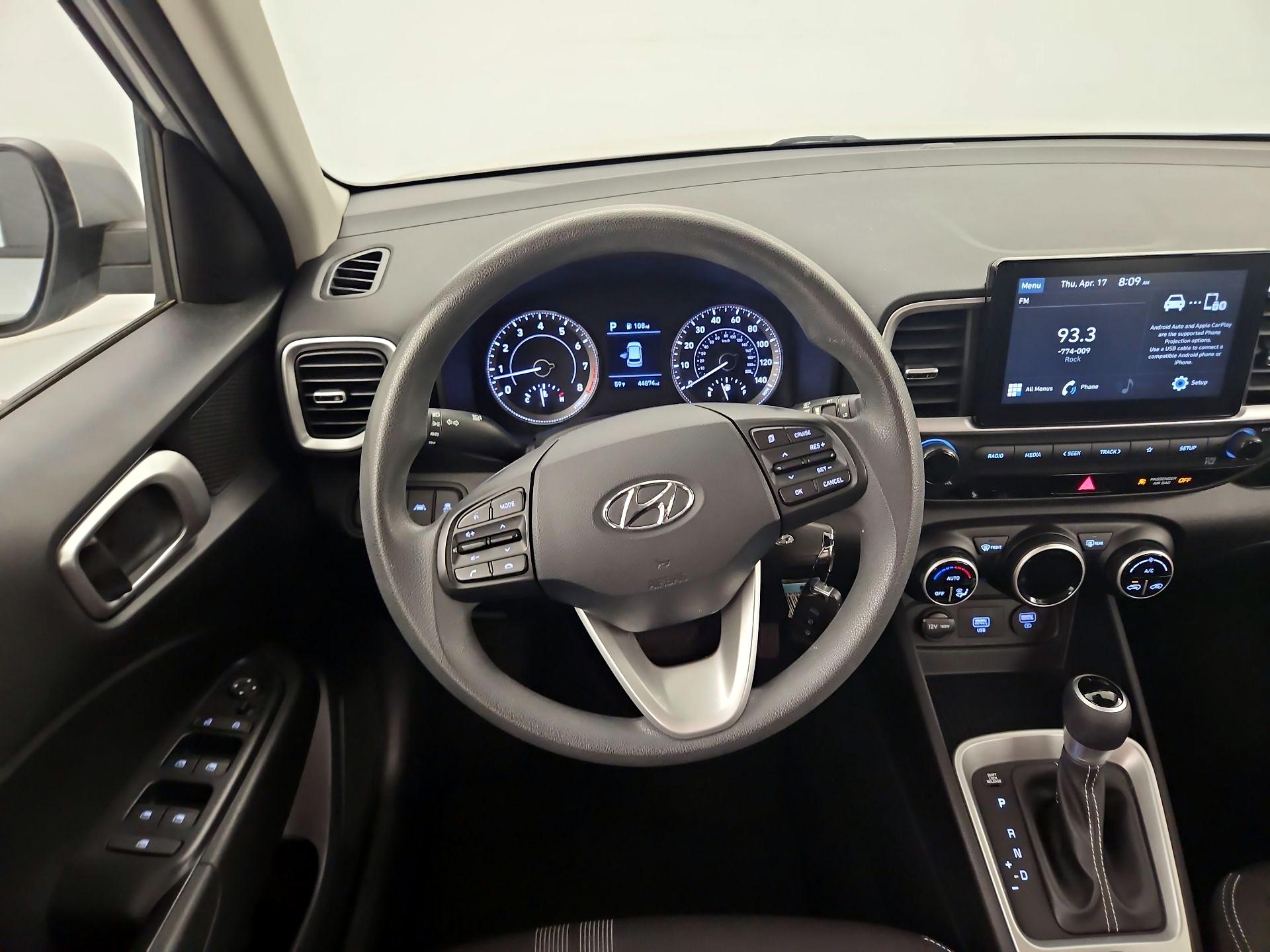 Thumbnail: 2020 Hyundai Venue - 10