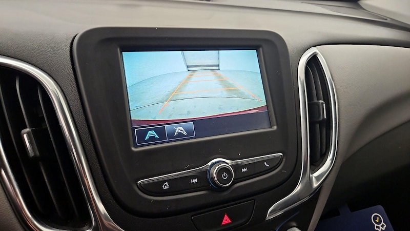 2018 Chevrolet Equinox LT 14