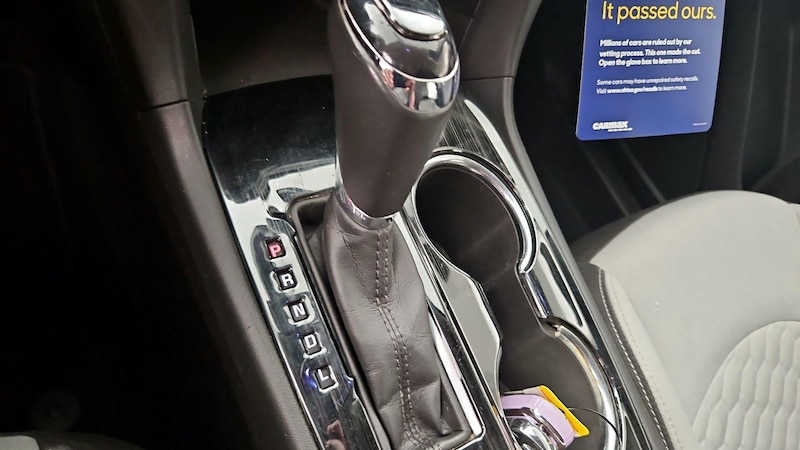 2018 Chevrolet Equinox LT 17