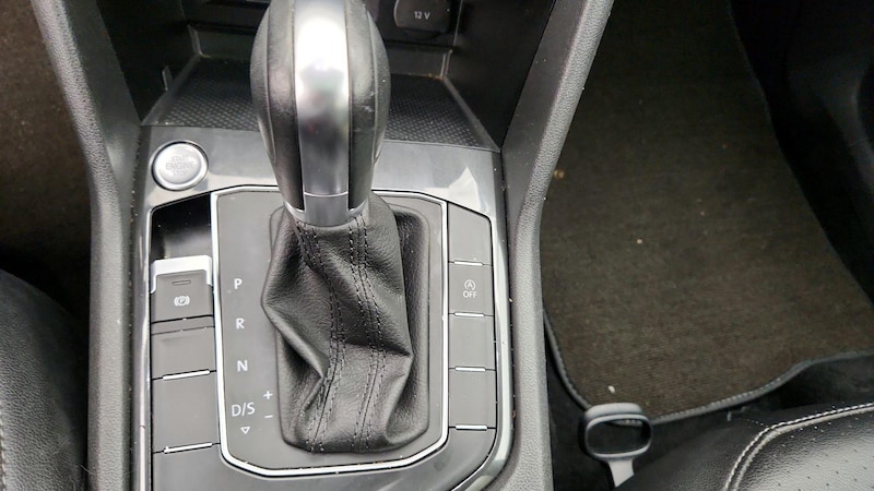 2019 Volkswagen Tiguan SE 17