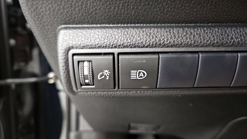 2021 Toyota Corolla SE 13