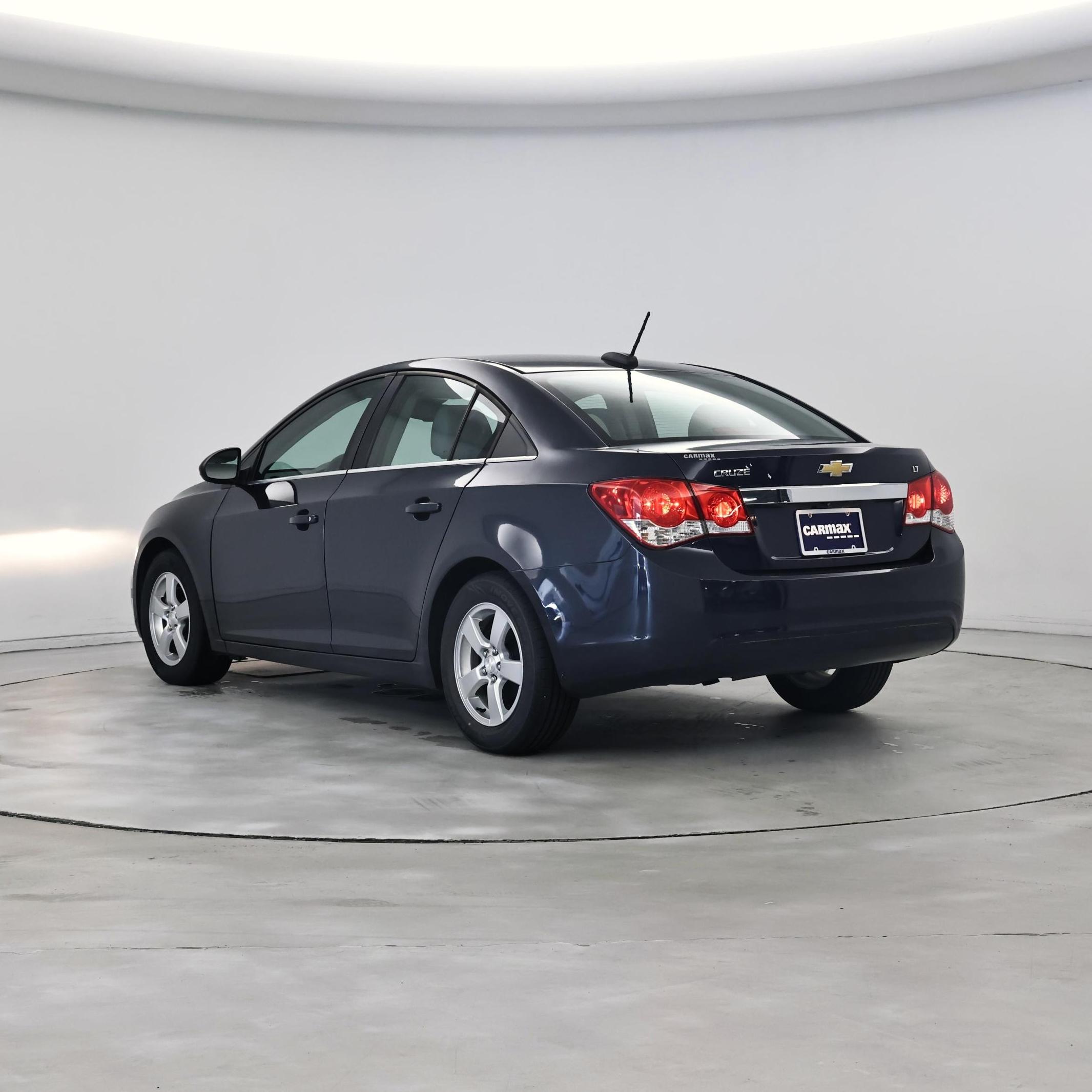 Thumbnail: 2016 Chevrolet Cruze - 2