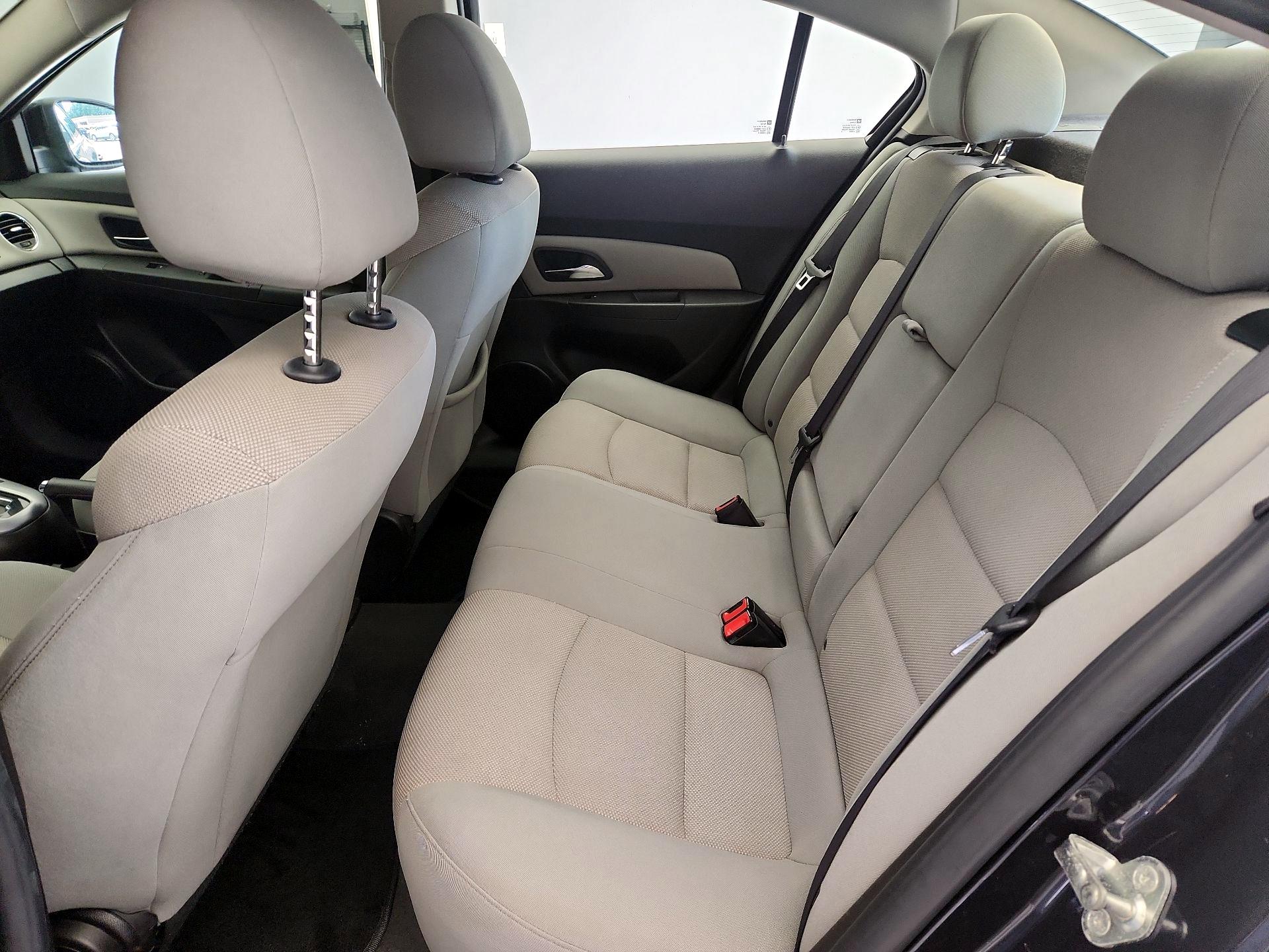 Thumbnail: 2016 Chevrolet Cruze - 19