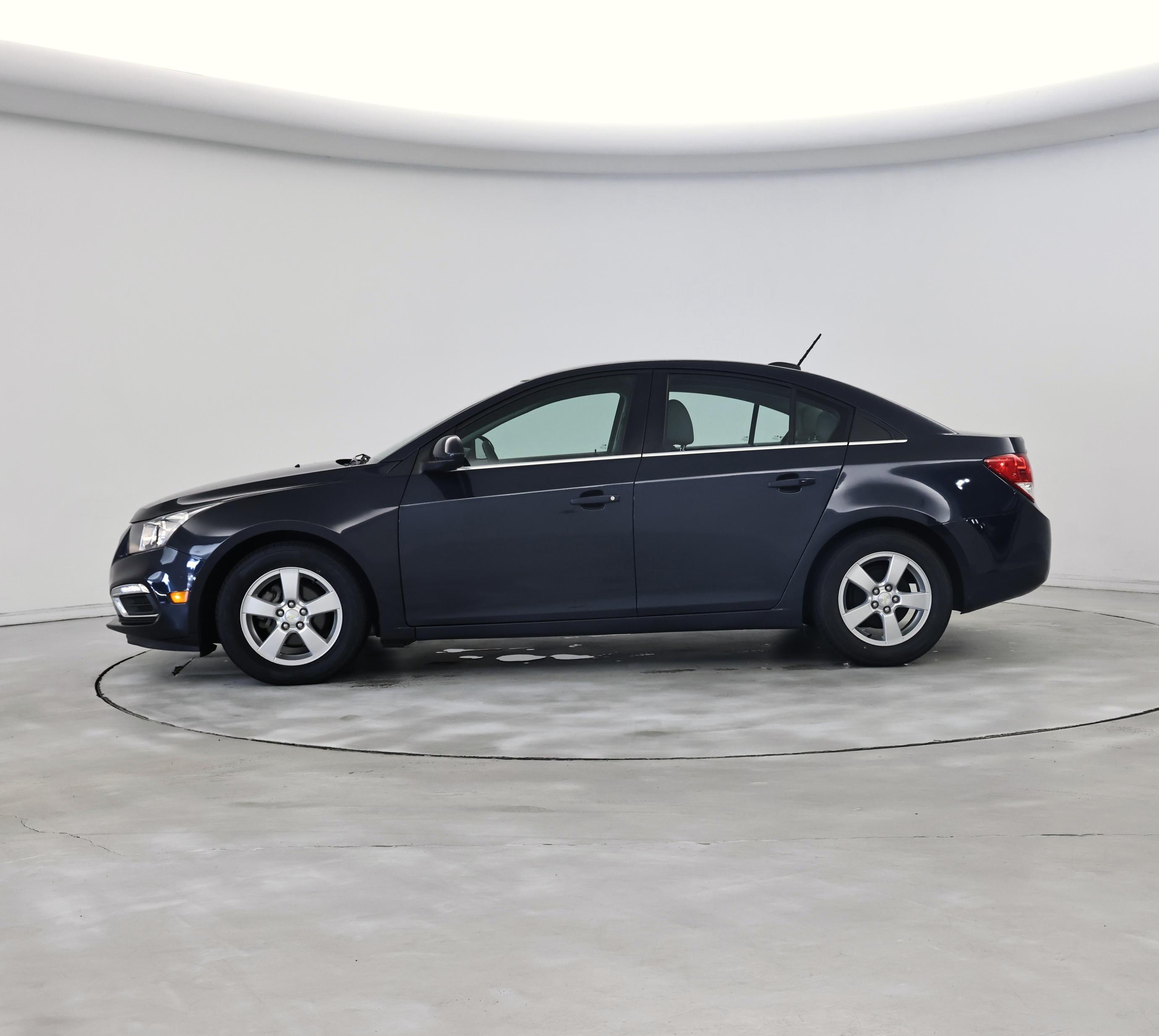 Thumbnail: 2016 Chevrolet Cruze - 3