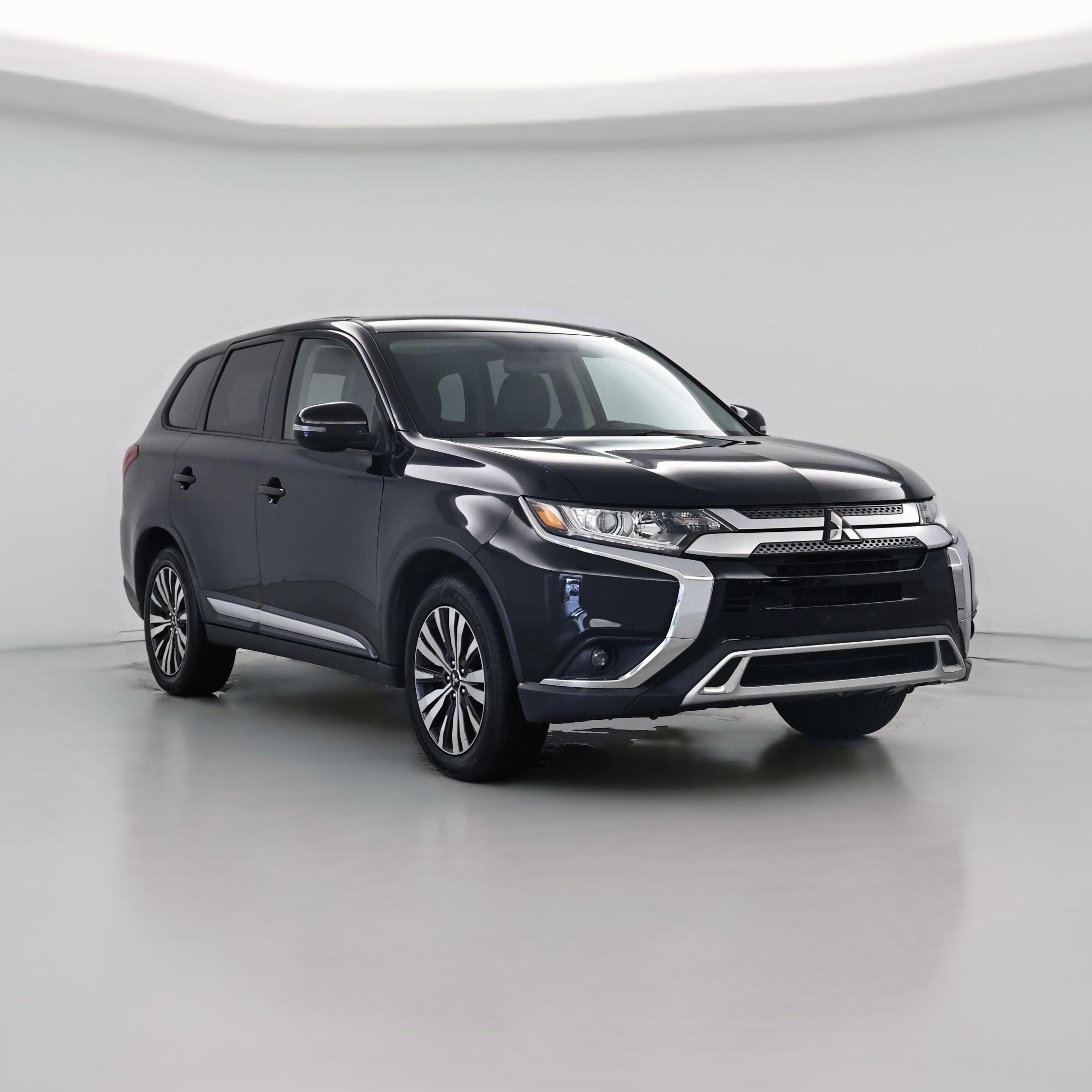 Thumbnail: 2019 Mitsubishi Outlander - 1