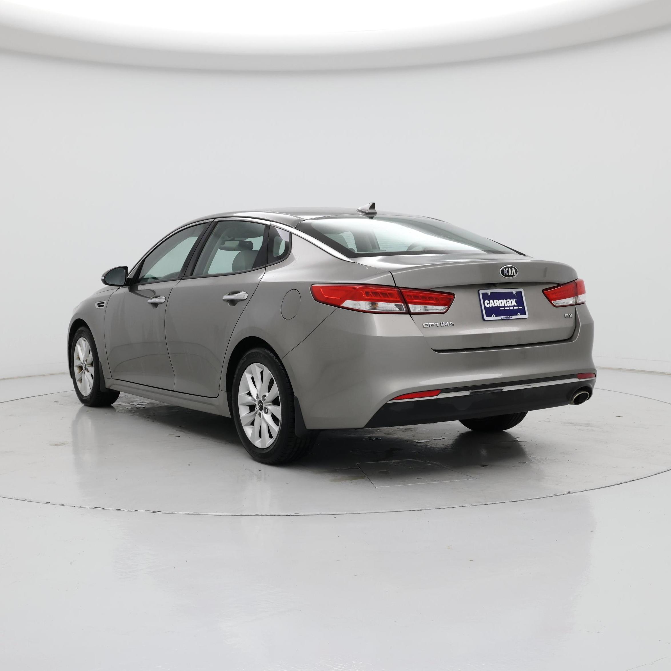 Thumbnail: 2016 Kia Optima - 2