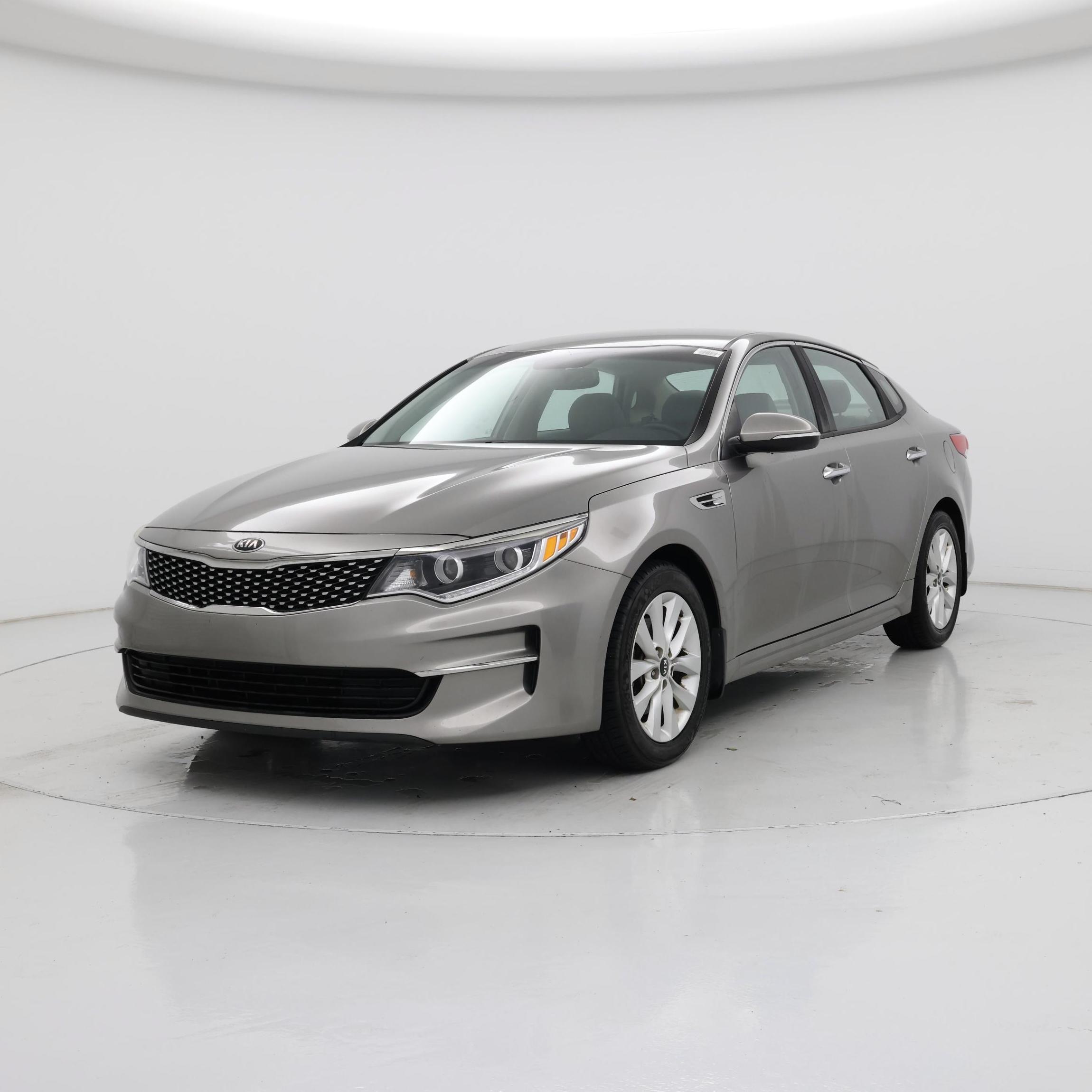 Thumbnail: 2016 Kia Optima - 4