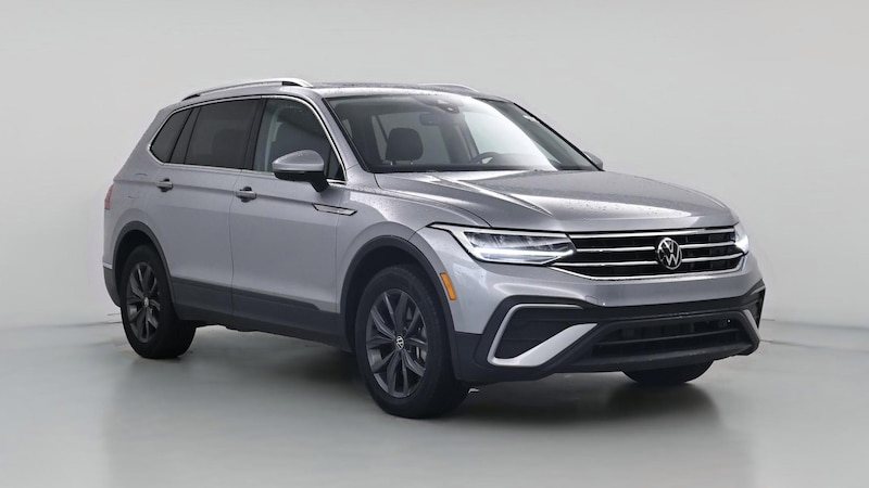 2022 Volkswagen Tiguan SE Hero Image