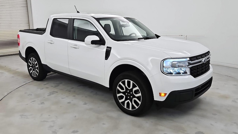 2023 Ford Maverick Lariat Hero Image