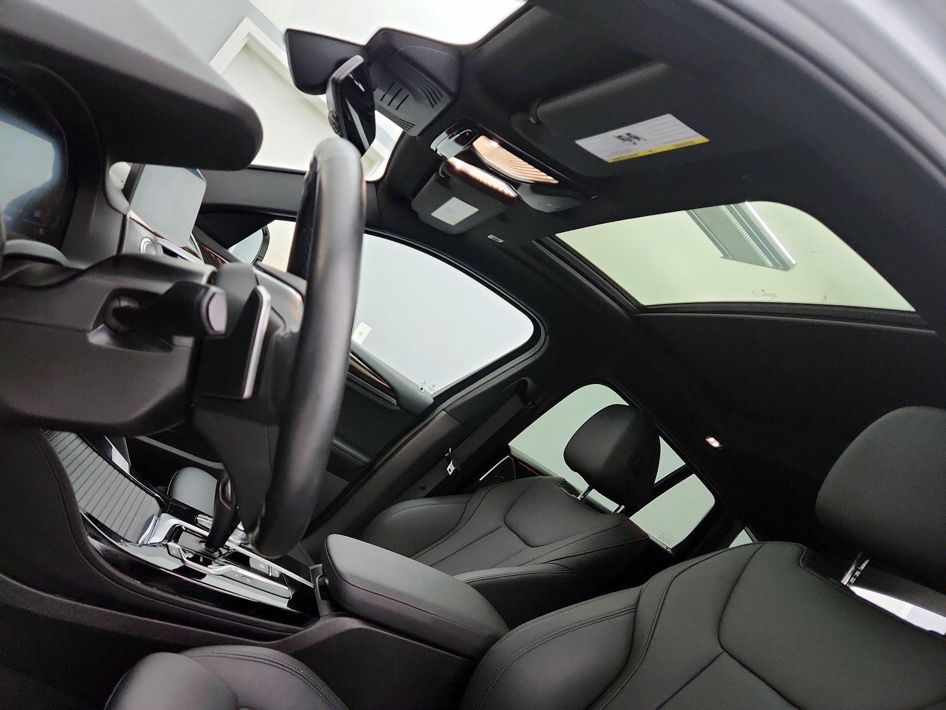Thumbnail: 2021 BMW X4 - 20