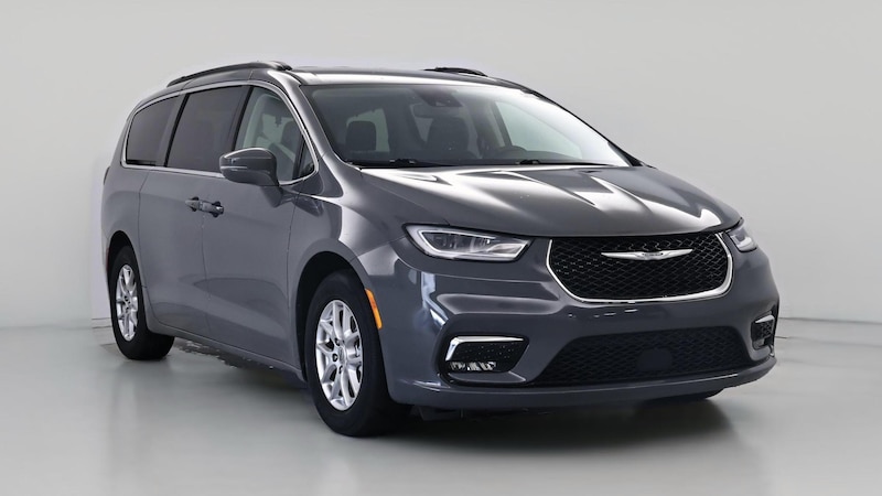 2022 Chrysler Pacifica Touring L Hero Image