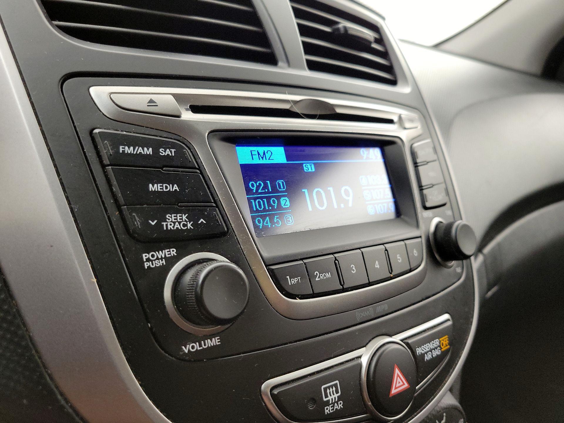 Thumbnail: 2016 Hyundai Accent - 14
