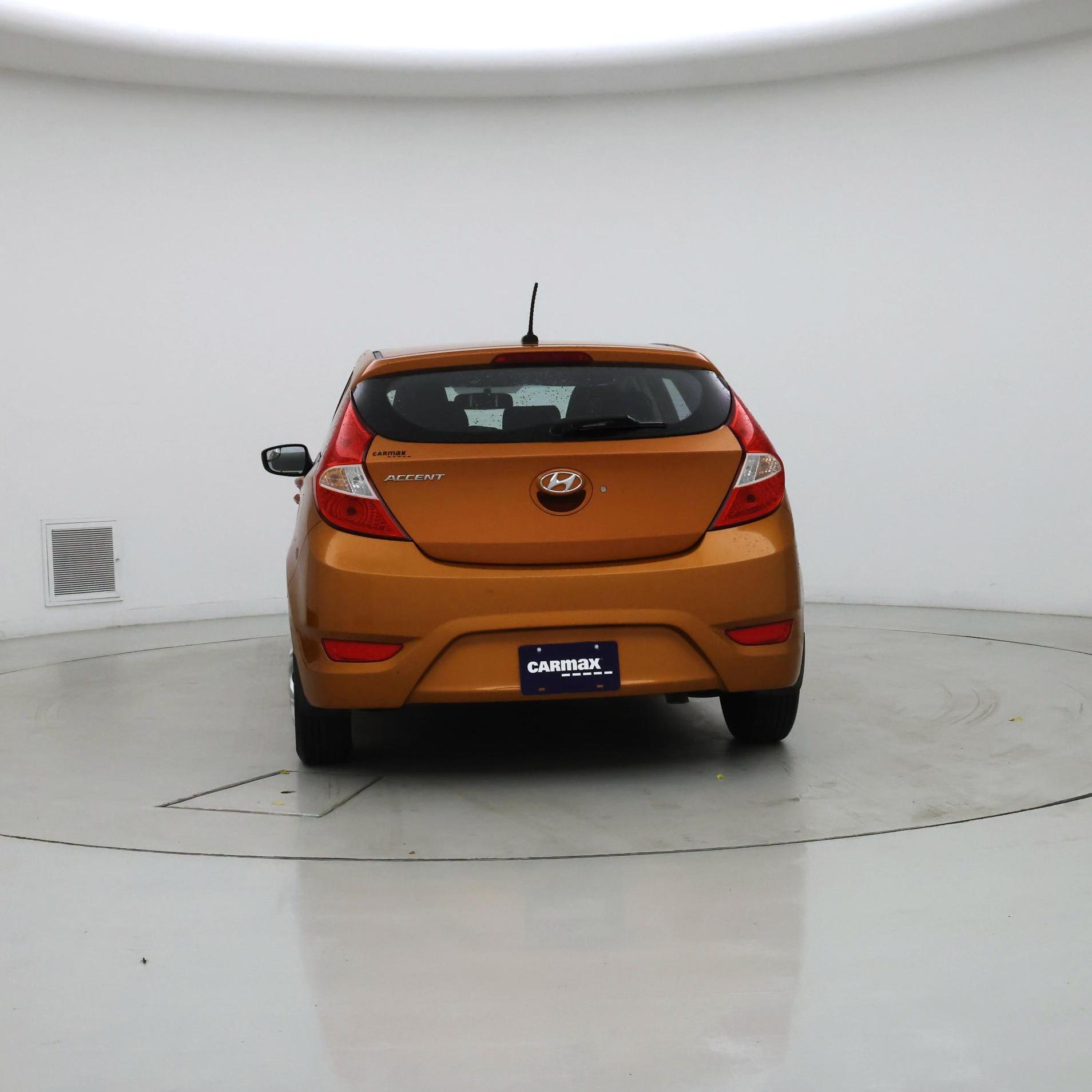 Thumbnail: 2016 Hyundai Accent - 6
