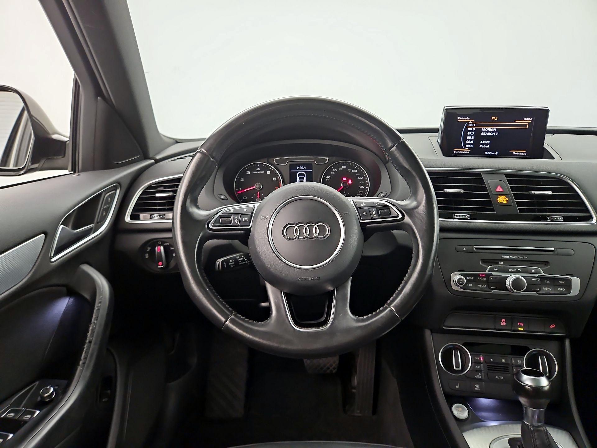 Thumbnail: 2016 Audi Q3 - 10