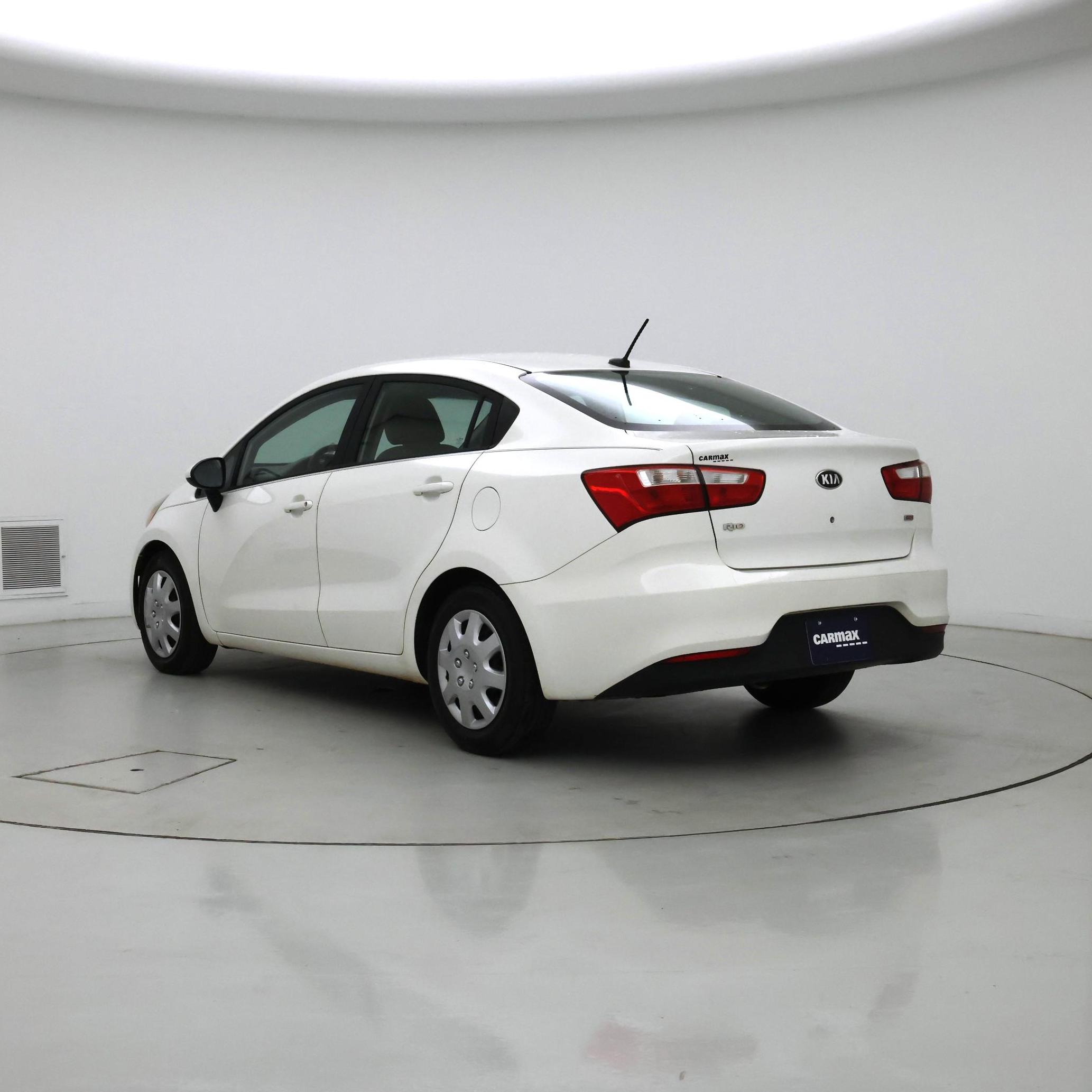 Thumbnail: 2016 Kia Rio - 2